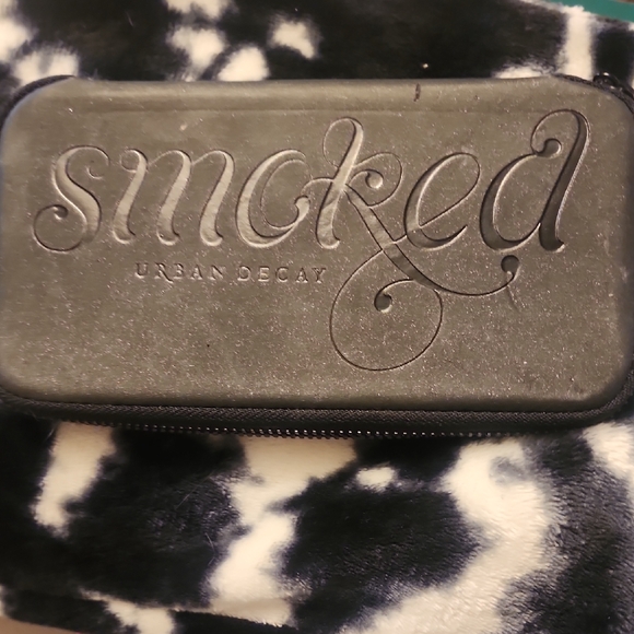Urban Decay Other - Urban DECAY SMOKED EYE PALLETE